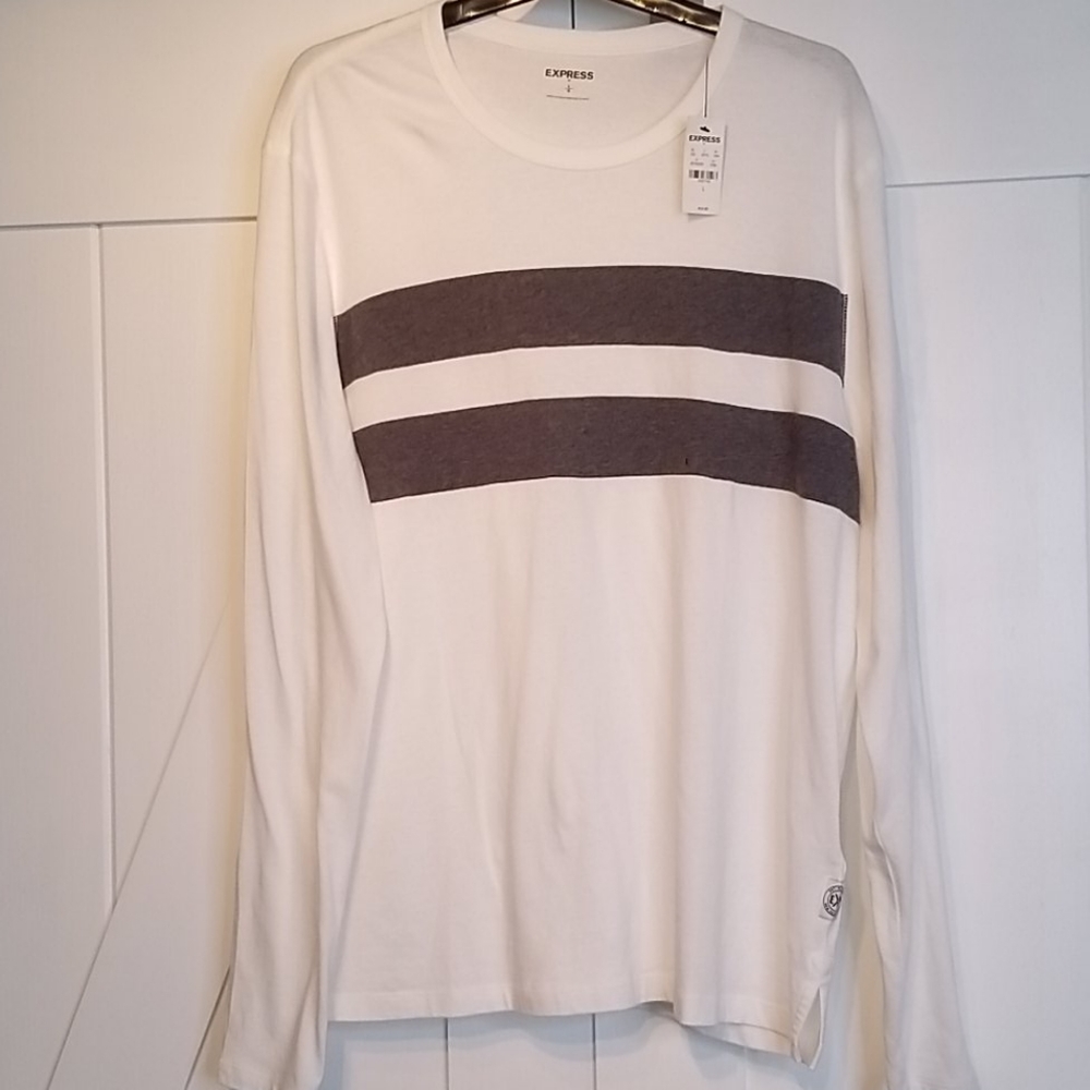 Express long sleeve tshirt Nwt